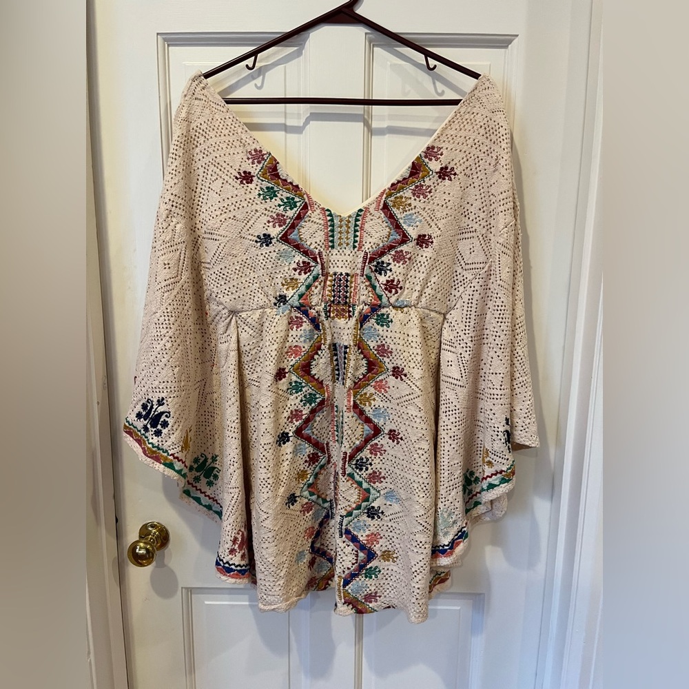 Judith March patterned shirt, size small.